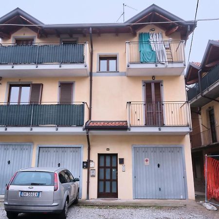 Апартаменты Seveso-Stazione Design, Wifi & Garage Privato Экстерьер фото